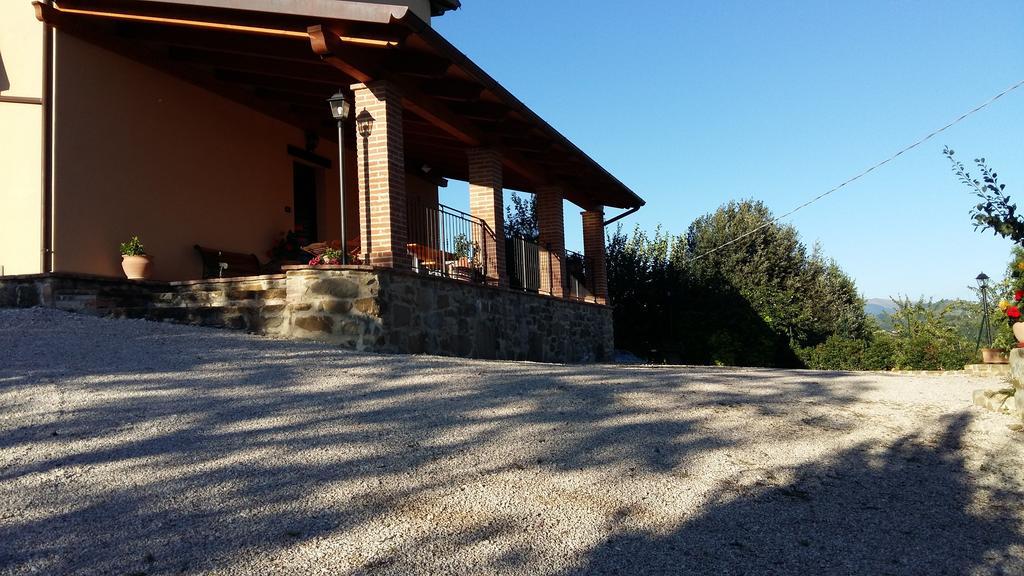 Agriturismo Il Melo Valfabbrica Exteriér fotografie